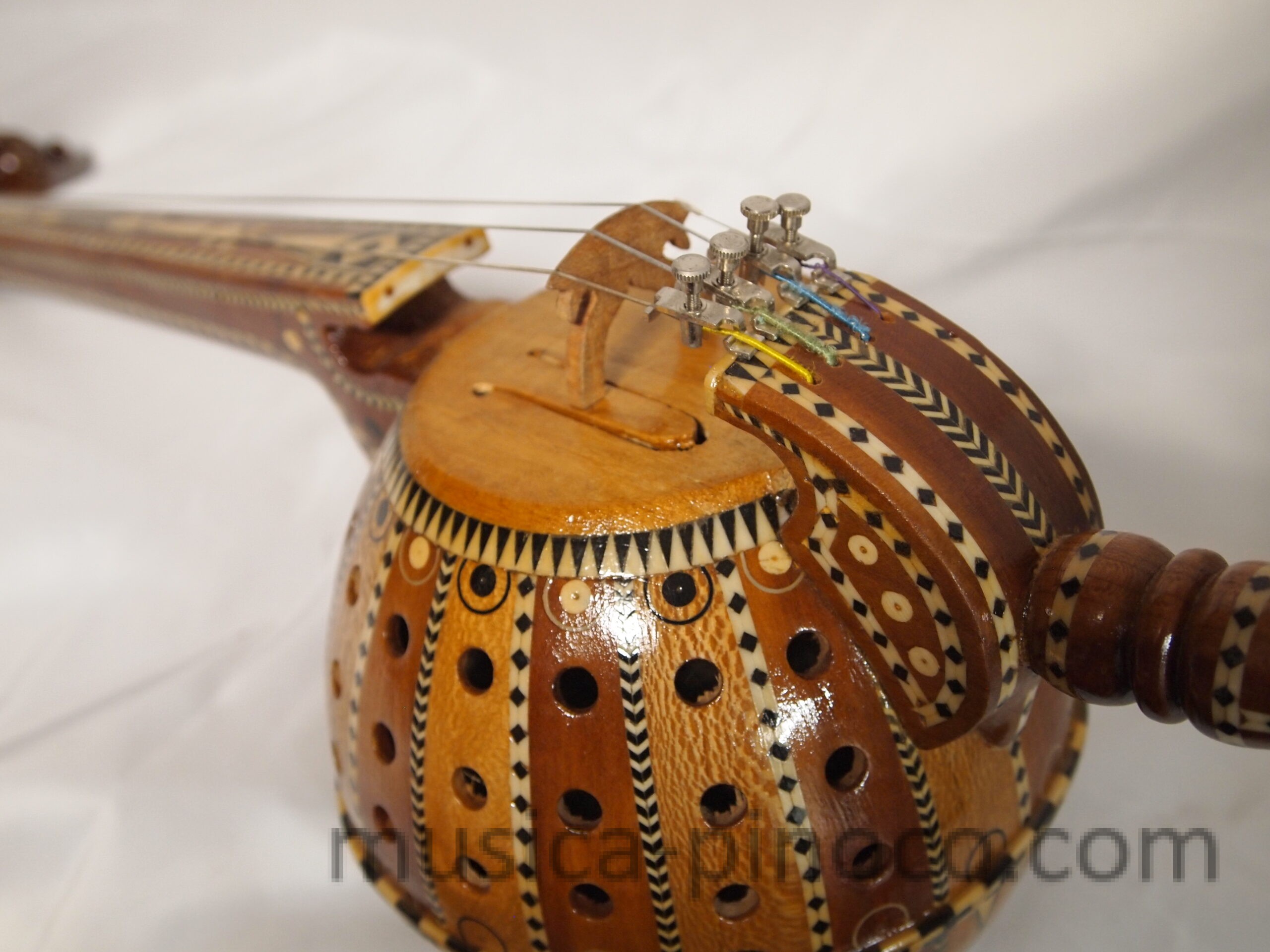 ギジェク(ghijek) - MUSICA PINOCO